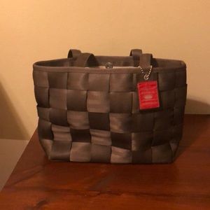 Harvey’s Seatbelt Bag